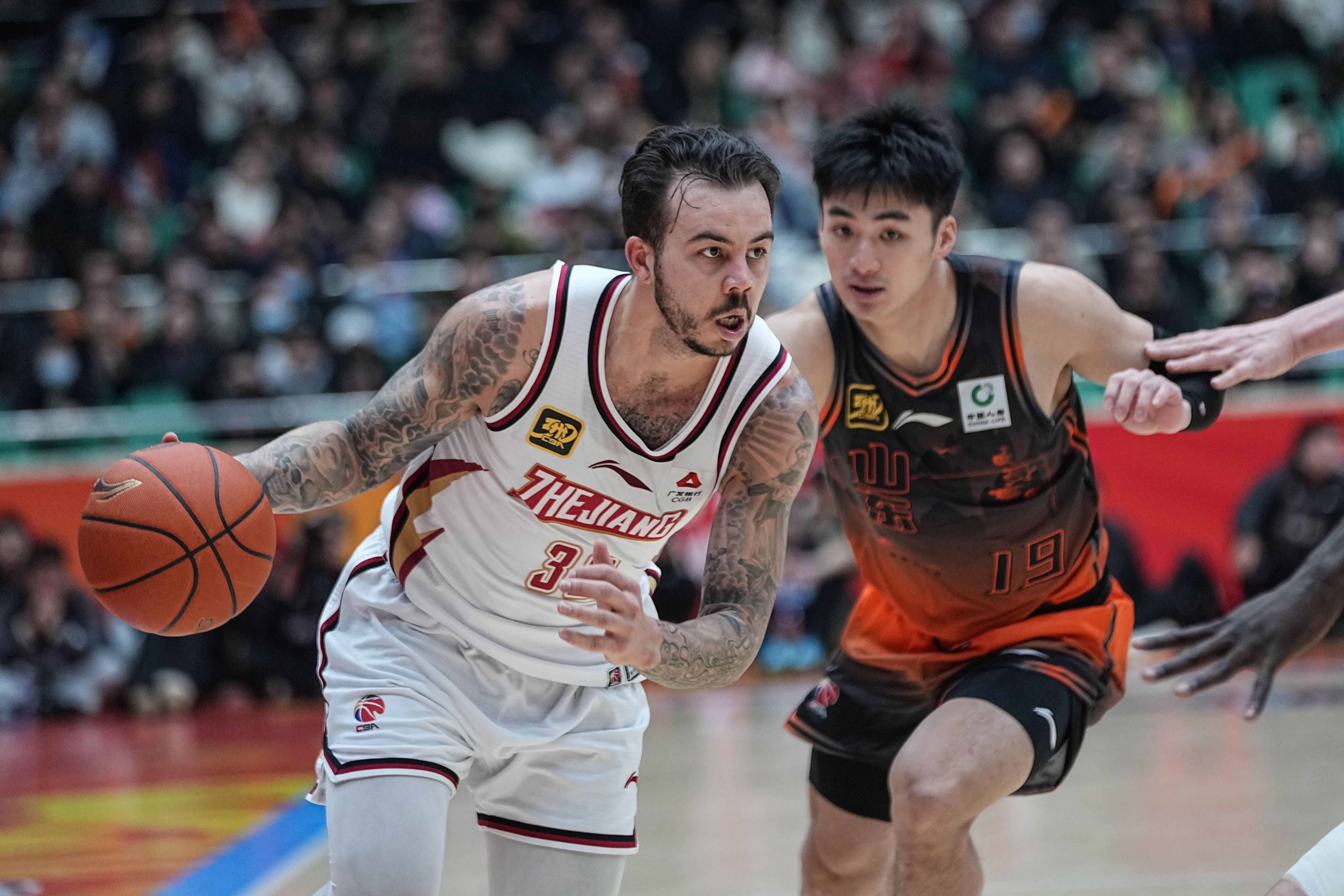 CBA常规赛今晨再迎强敌,洛杉矶快船刷新队史纪录,主帅态度:气氛紧张,控场能力受关注的简单介绍 CBA常规赛今晨再迎强敌,洛杉矶快船刷新队史纪录,主帅态度:气氛紧张,控场能力受关注的简单介绍