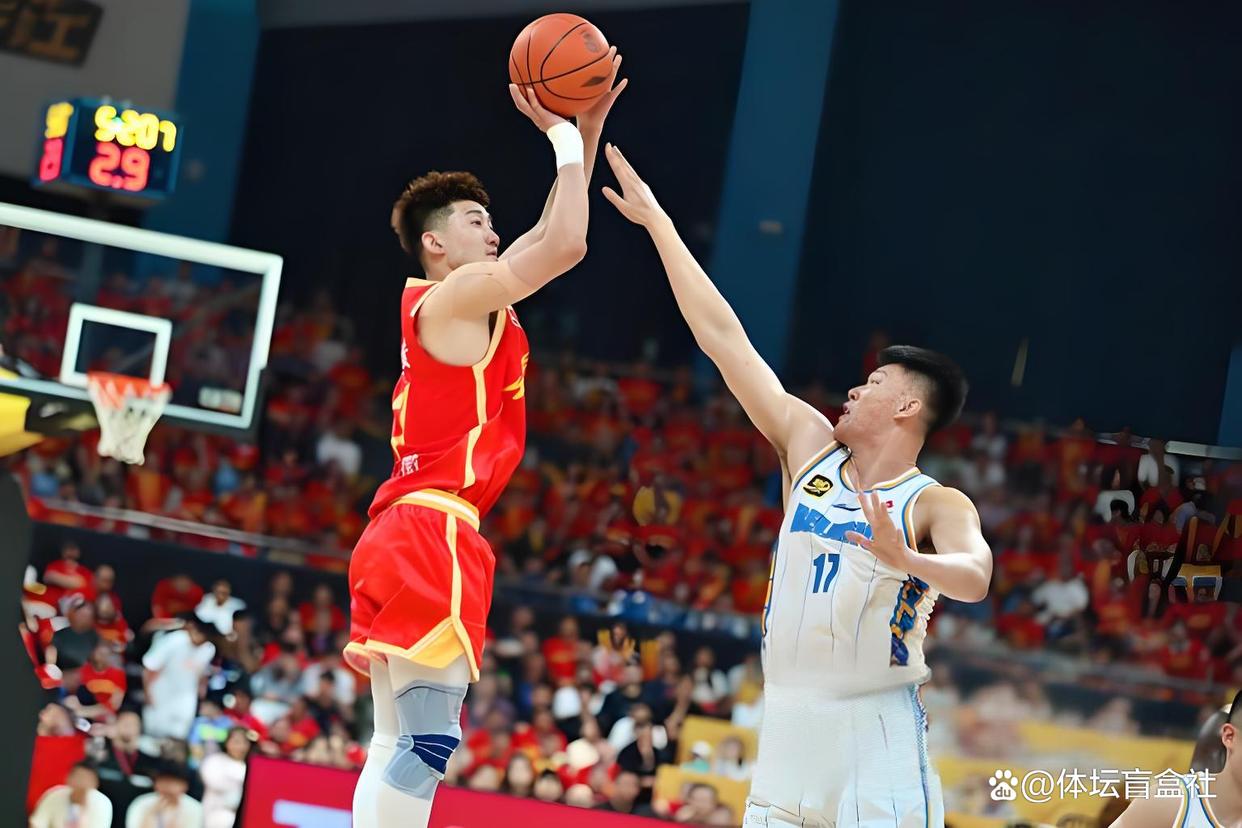 关于意甲倒计时；广厦男篮赛后造点机会；细节引发关注；球迷炸锅；心理建设被强调的信息