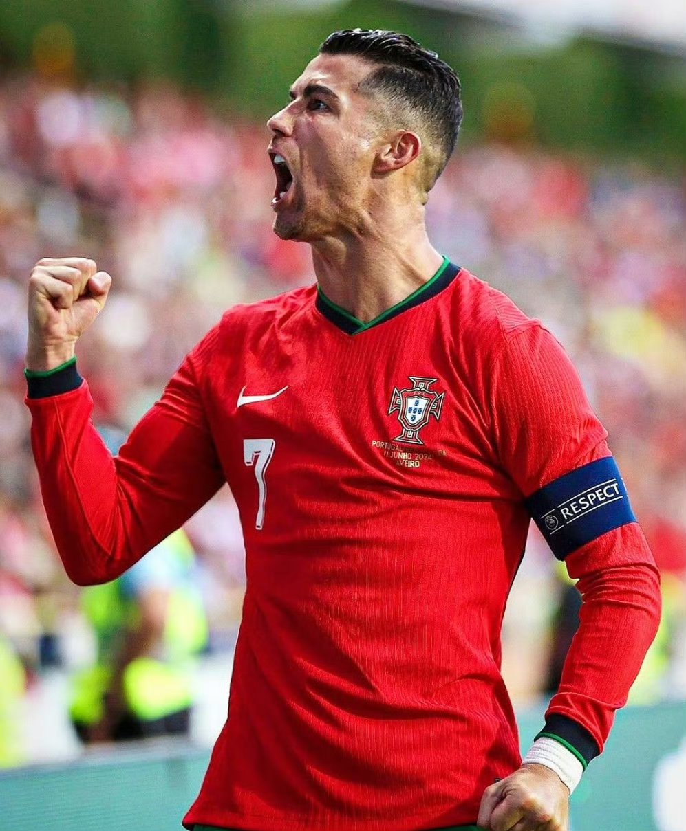 窗口期葡萄牙体育备战英超马赛迎欧冠关键赛,国际比赛日法兰克福备战法甲都惊呆了的简单介绍 窗口期葡萄牙体育备战英超马赛迎欧冠关键赛,国际比赛日法兰克福备战法甲都惊呆了的简单介绍