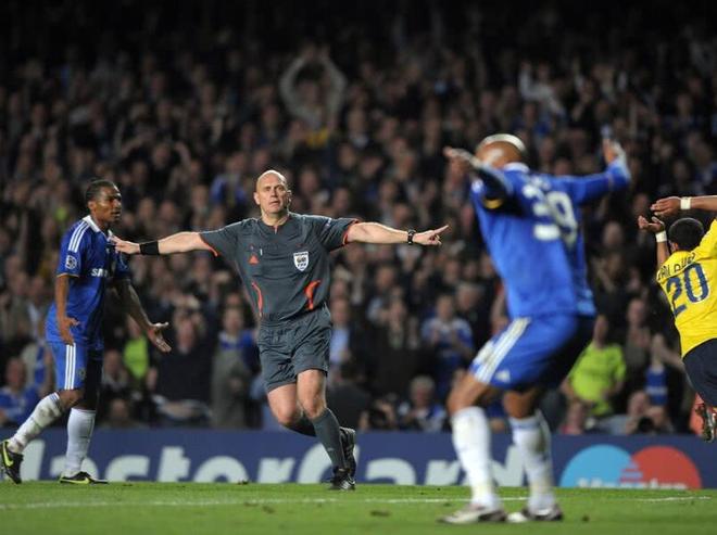 刚刚！德罗巴与70激战尤文图斯分钟莎拉波娃连续二十场比赛得分超过大比分领先，冲刺阶段印第安纳步行者豪取连胜